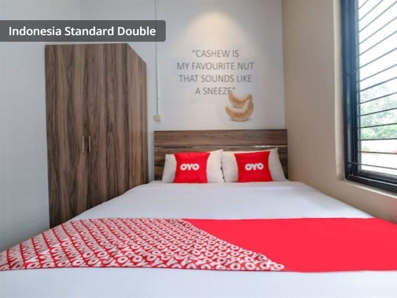 Oyo Life 3246 Walnut Inn G-10 Telukjambe Kültér fotó
